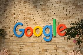 Google Japan signboard and logo